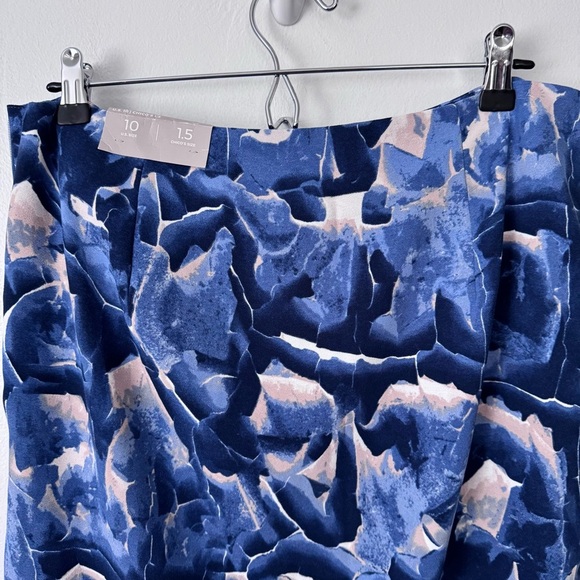 NWT Chico’s Surplice Midi skirt in Winter Lake pattern Size 1.5 or US 10 - Picture 8 of 11